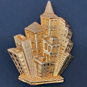 Gold Tone 3D Skyscraper Vintage Brooch